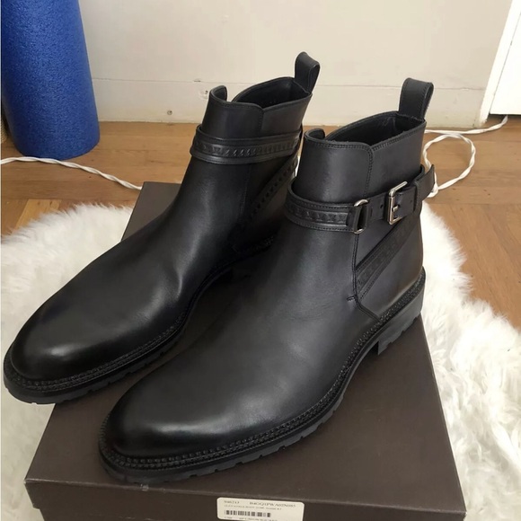 Louis Vuitton Other - Louis Vuitton Men’s Clay Black Leather Ankle Biker Boots Size 9.5 US NEW